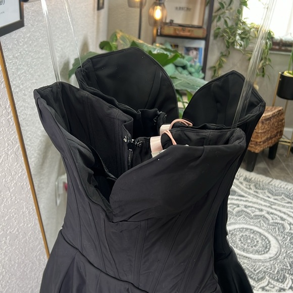 House of CB 'Lady' Black Strapless Midi Dress NWOT - Picture 16 of 17